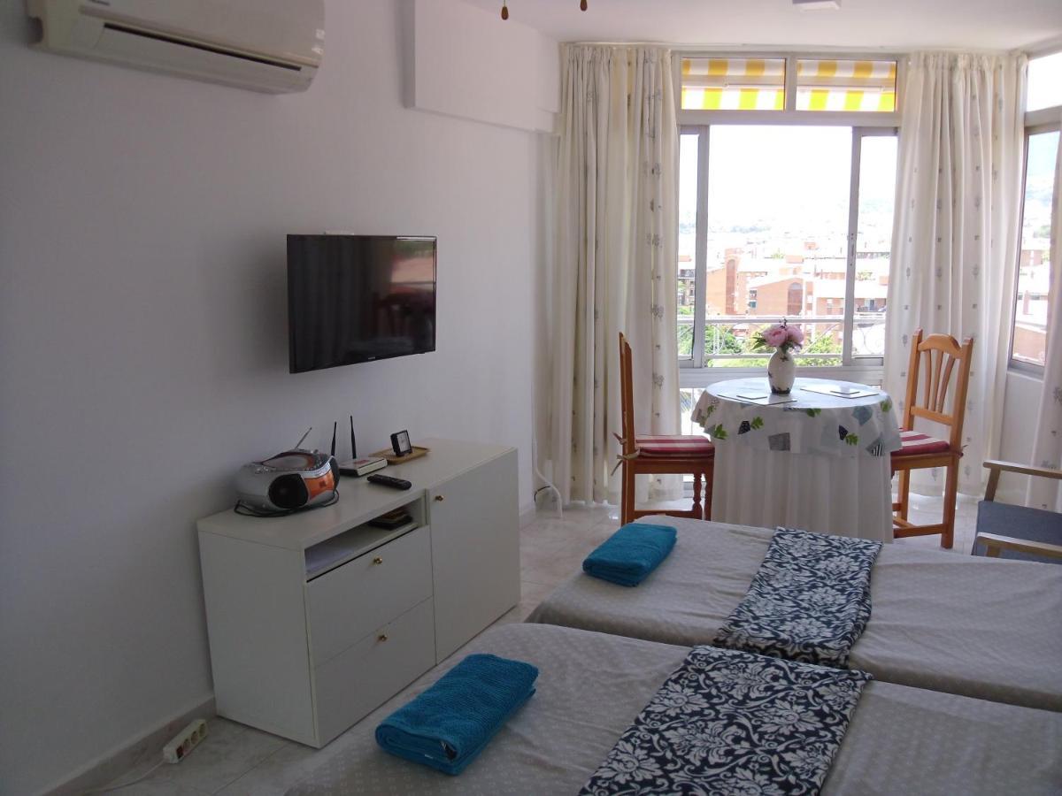Sunny Studio In Piscis Building Benalmádena Kültér fotó