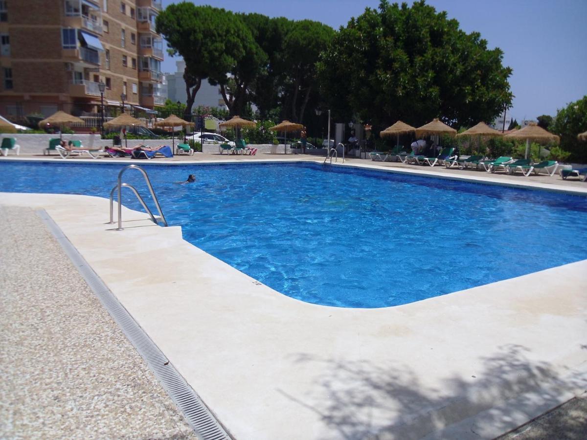Sunny Studio In Piscis Building Benalmádena Kültér fotó
